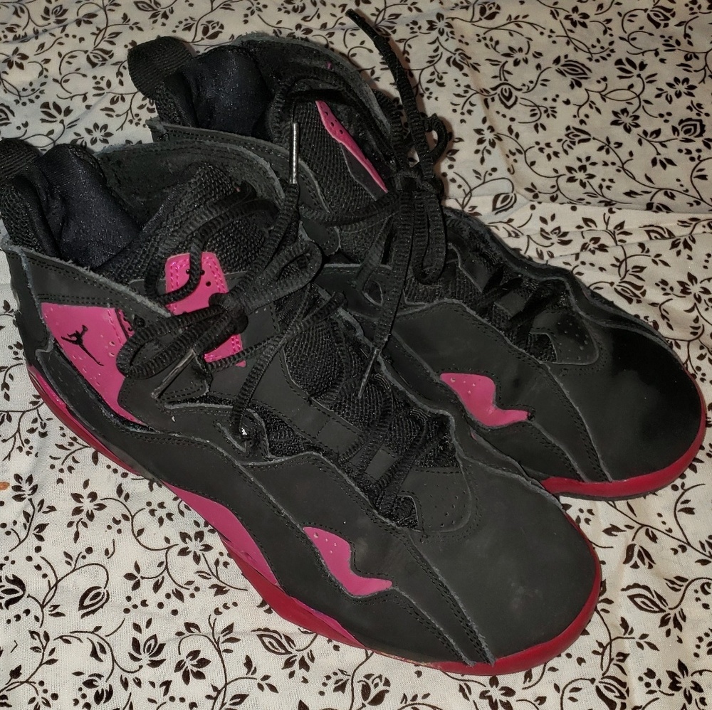 Girls Air Jordan Retro Black/Pink - Picture 4 of 4